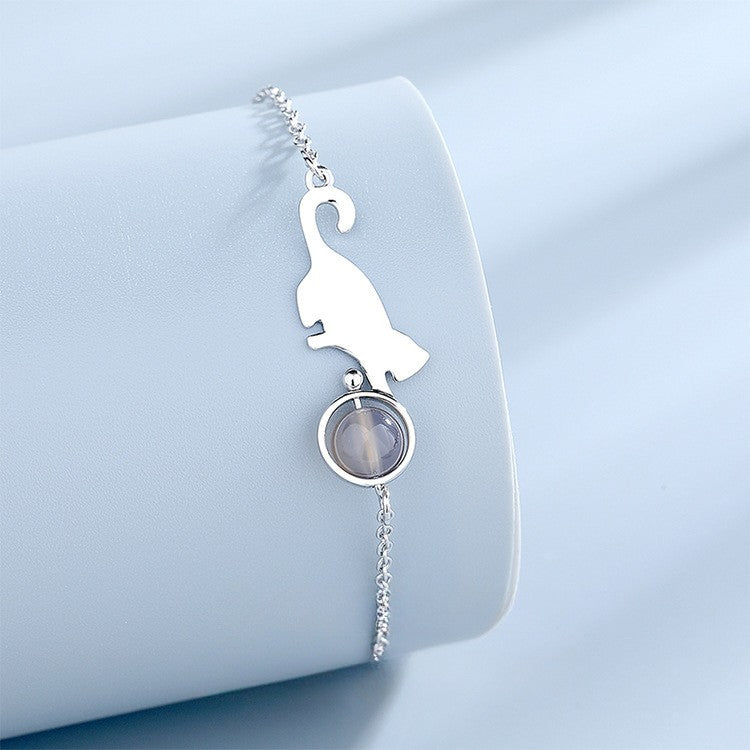 Fashionable women's cat-shaped bracelet