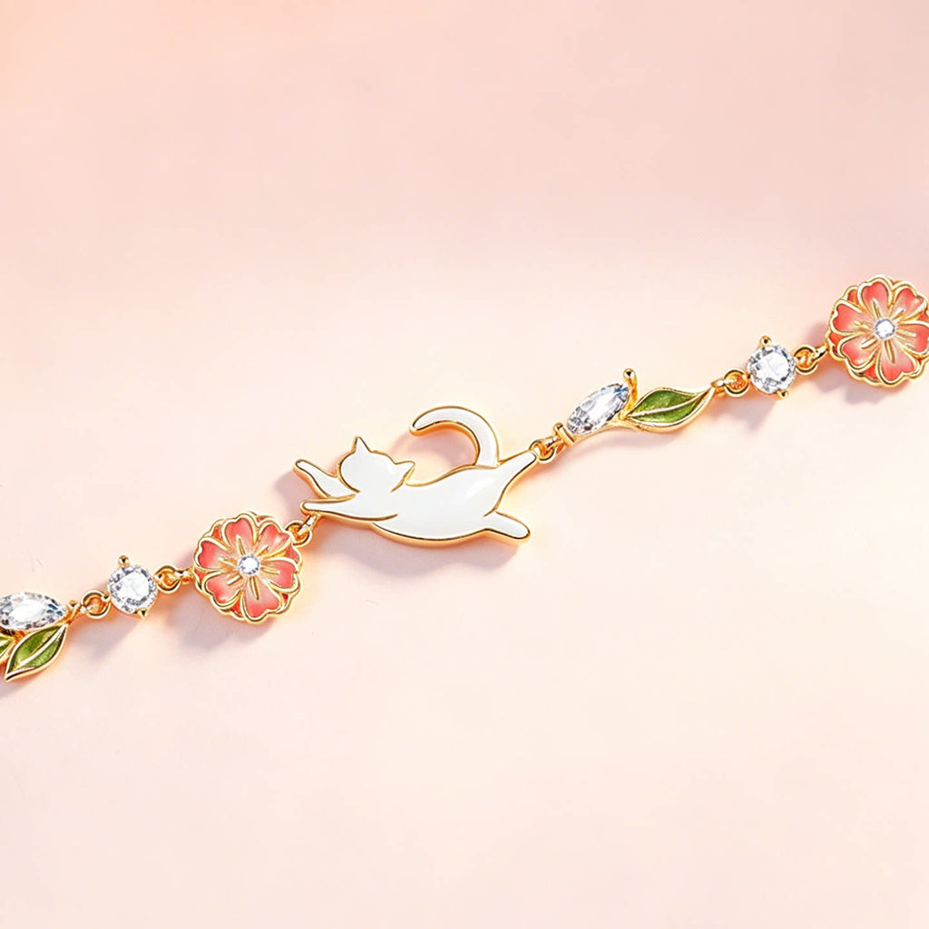 S925 silver bracelet featuring a delicate cat and flower design